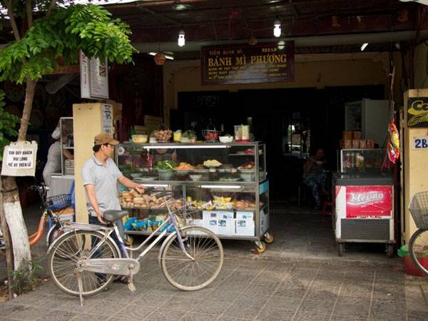 du lịch Hội An - Bánh mì Phượng Hội An